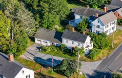 15 Old Stage Road, Woolwich, ME 04579