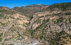 2235 S Chekshani Cliffs, New Harmony, UT 84757