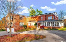 22500 SPRING CREEK Road, Washington, IL 61571