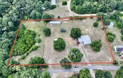 147 Barton Street, Ozark, AL 36360