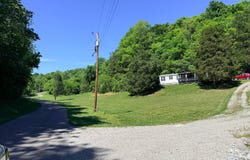 324 Deer Valley Road, Burkesville, KY 42717