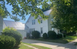 111 E 3rd Street, Auburn, IN 46706-1843