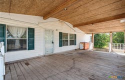 114 Pleasant Grove Loop, Elgin, TX 78621