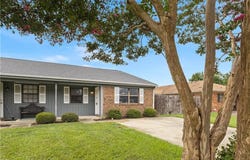 6104 Bradford Drive, Suffolk, VA 23435