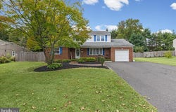 263 FELLOWSHIP Road, MOORESTOWN, NJ 08057