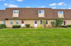 4245 Bennington Boulevard, Brunswick, OH 44212