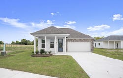 9120 Parkway Dr, Baton Rouge, LA 70810
