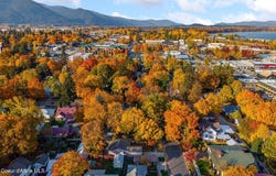216 S Fourth Ave, Sandpoint, ID 83864