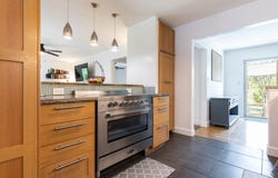 5471 S KNOLLCREST St E, Murray, UT 84107