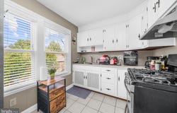 21 BUTTER Lane, READING, PA 19606