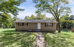 307 E 165th Street, Belton, MO 64012
