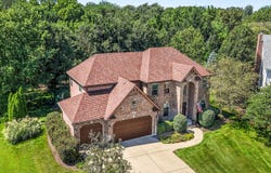 621 Sheffield Circle, Sugar Grove, IL 60554