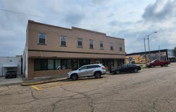 304 E Commerce Street, Mexia, TX 76667