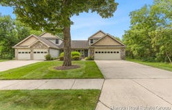 920 Clark Street, Lowell, MI 49331