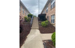 1276 Jungermann Road, St Peters, MO 63376