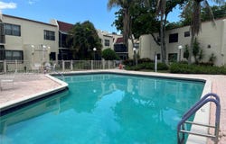 301 N Pine Island Rd, Plantation, FL 33324