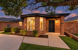 724 Hickory Street, Levelland, TX 79336