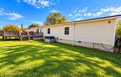 300 Arrlington Bend, Byron, GA 31008