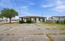 4942 Everhart Rd, Corpus Christi, TX 78411