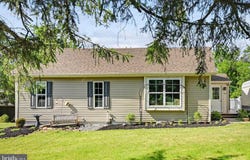 403 W 28TH DIVISION Highway, LITITZ, PA 17543
