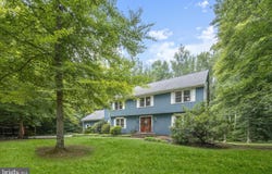 1717 JUSTIN DR, GAMBRILLS, MD 21054