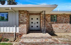 2585 S Macarthur Dr, Tracy, CA 95376