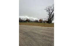 315 Mueller Drive, Hendricks, MN 56136