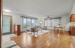 703 E State, Williamsburg, IA 52361