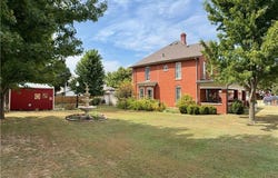 401 E Madison Avenue, Iola, KS 66749