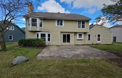 875 Crabtree Lane, Cary, IL 60013