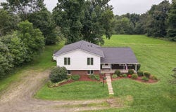 4100 Waterloo Road, Atwater, OH 44201