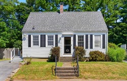 21 First Avenue, Augusta, ME 04330