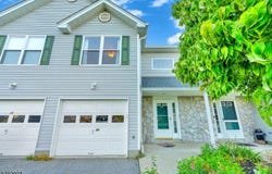 26 Beechmont Ter, Hardyston Twp., NJ 07419-9722