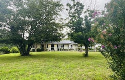 1070 Owl Ln, Hardy, VA 24101