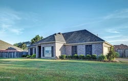 104 Merrimac Way, Canton, MS 39046