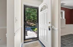 950 Skyline Drive, Coram, NY 11727