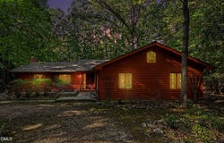 102 Webb Drive, Carrboro, NC 27510