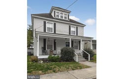 10 E PINE Street, DELMAR, MD 21875