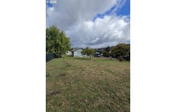 160 E DATE St, Powers, OR 97466