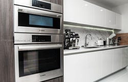 851 NE 1st Ave, Miami, FL 33132