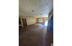203 Rex Avenue, Hooks, TX 75561