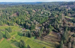 9 Pierson, CoosBay, OR 97420
