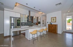 2109 E VIRGINIA Avenue, Phoenix, AZ 85006