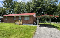 809 Boone Place, Morehead, KY 40351