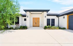 4013 Legend Trail, Granbury, TX 76049