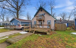 5825 LAKE Road, Ashtabula, OH 44004