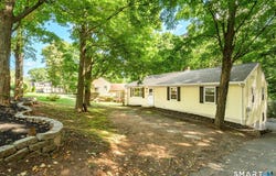 77 Evergreen Avenue, Hamden, CT 06518