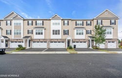 1105 Arose Lane, Middletown, NJ 07748