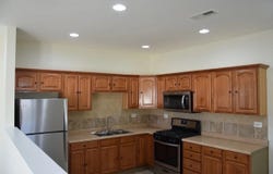 15 E 32nd Street, Steger, IL 60475