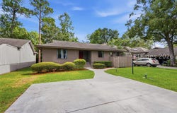 5 Possum Lane, Hilton Head Island, SC 29928